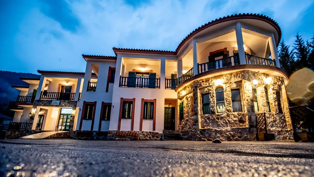 A Favorite Hotel in Zarouchla, Peloponnese: Stis Elenas Lodge